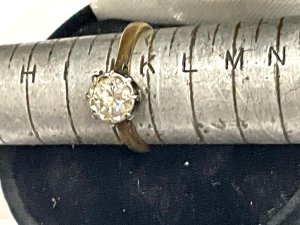 Sized j-k ring 18 carat gold and platinum, the diamond being natural has an incursion as most have, the diamond size is approximately 1 carat, old cut brilliant white, comes in its own presentation box, offering free delivery worldwide reference cc. Tel: we accept online payments for all our items listed: bank transfer cash on collection or if wishing over the phone using your debit or credit cards, also doing layby payments plan, or email giving your address details & contact number and we shall send you your items invoice to make