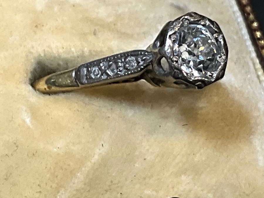 One Carat Diamond Solitaire 18ct Gold & Platinum Ring.