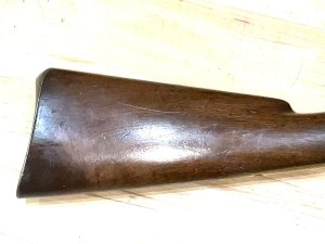 Quality english made early 19th century having london stamps maker name on locks plate morris, cocks and fires as it should, an excellent investment and a fine talking centre piece, length of 80 cm in total height of 15 cm depth being 6 cm, comes with original ramrod, offering free uk delivery reference dbss.