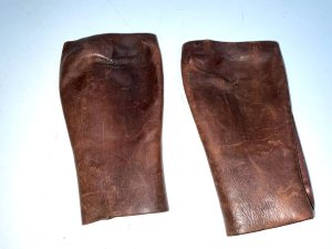 Pair of ww1 officers leather gaiters. The gaiters are in a very good condition and appearance!