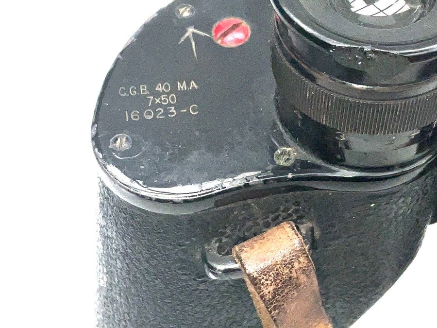 Binoculars & Case Canadian 1944