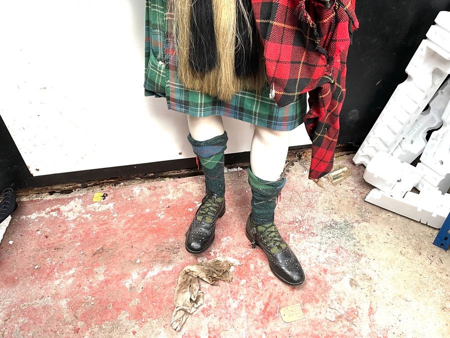 Scottish Piper In Full Dress 2ww