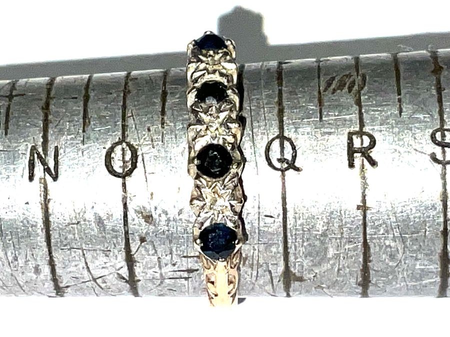 Garnets & Diamonds 9ct Gold Ladies Ring