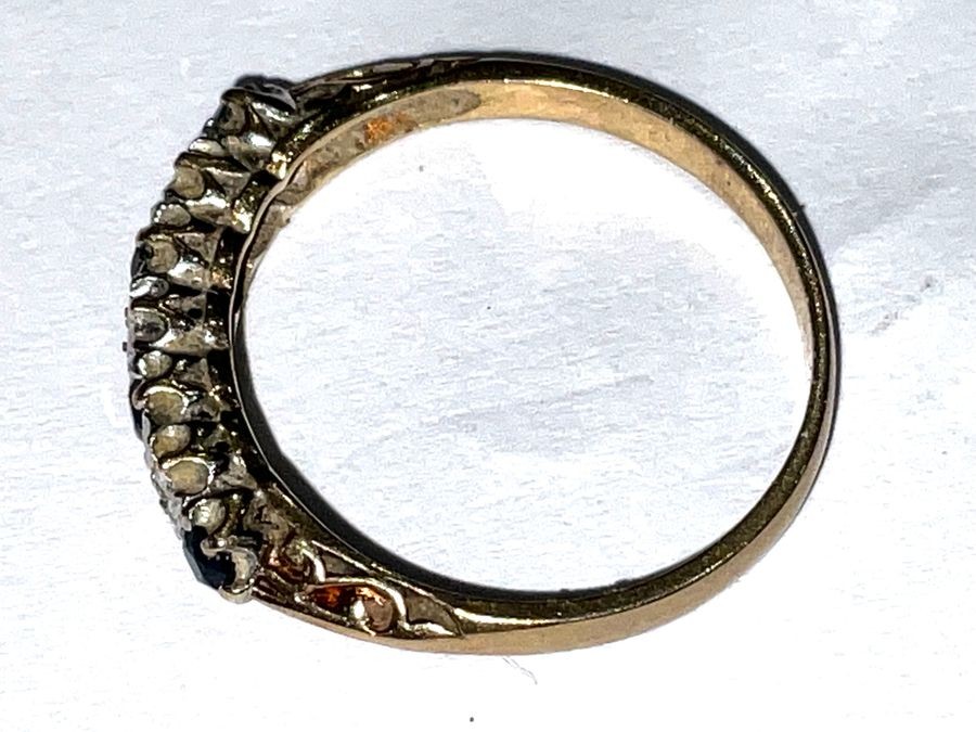 Garnets & Diamonds 9ct Gold Ladies Ring