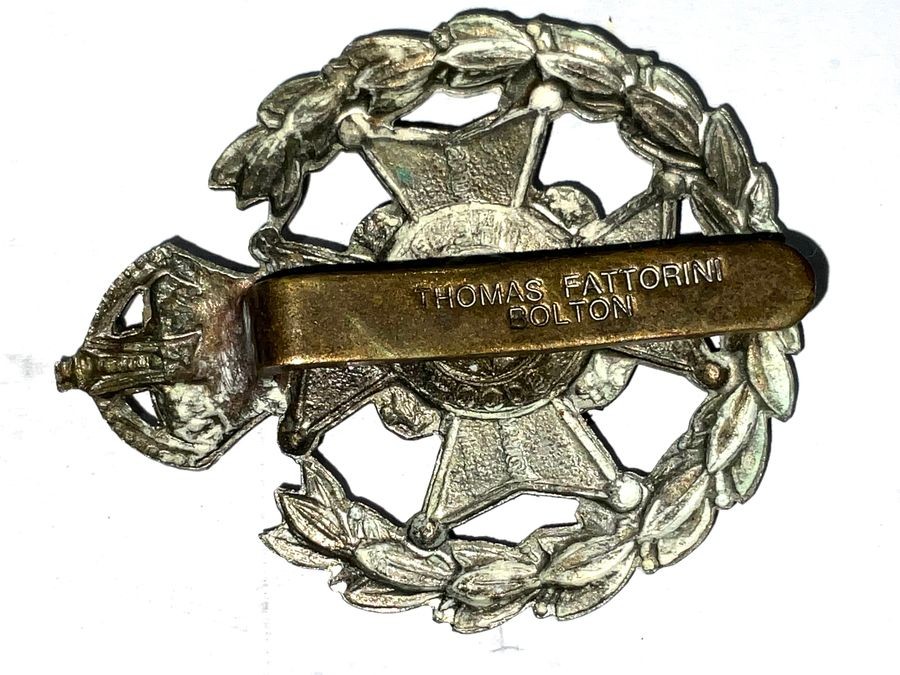 The Robin Hoods Boer War Cap Badge Rare