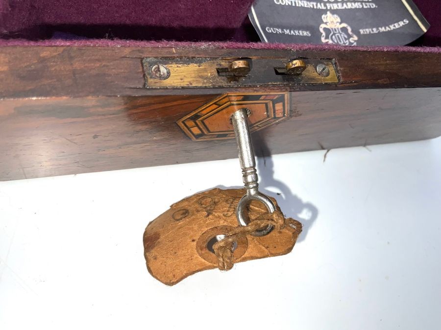 Gun-box Burr Walnut With Locking Key