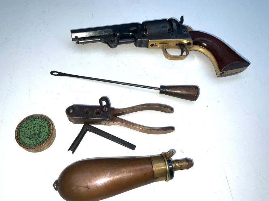 Colt Revolver Boxed With Accessories
