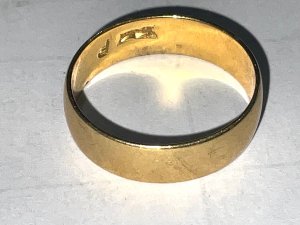 British hallmarks for 18ct solid gold sized n-o weighs 4.36 grams, reference sb. Tel: we accept online payments for all our items listed: bank transfer cash on collection or if wishing over the phone using your debit or credit cards, also doing layby payments plan, or email giving your address details & contact number and we shall send you your items invoice to make