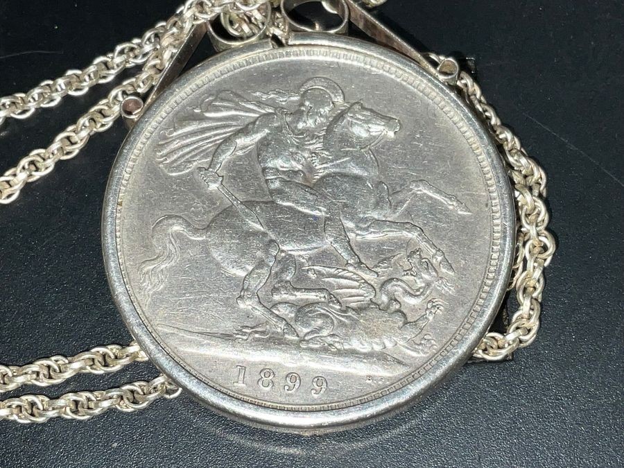 Victoria 1899 Silver Crown Neclace