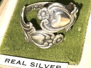1975 era love ring, stamped avon sterling silver condition is very good comes in own presentation box, sized o offering free uk delivery, reference drc5 tel: we accept online payments for all our items listed: bank transfer cash on collection or if wishing over the phone using your debit or credit cards, also doing layby payments plan, or email giving your address details & contact number and we shall send you your items invoice to make
