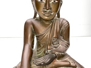 A impressive figure of this famous prophet standing 33 cm high width being 29 cm depth 16 cm, hot caste bronze having some damage to back of head view pictures, offering free delivery worldwide reference dbss tel: we accept online payments for all our items listed: bank transfer cash on collection or if wishing over the phone using your debit or credit cards, also doing layby payments plan, or email giving your address details & contact number and we shall send you your items invoice to make