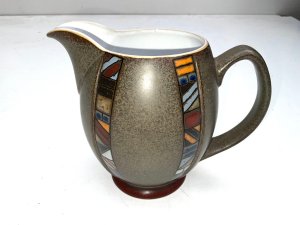 Ideal replacement for missing or damaged, this one’s in excellent condition stands 14 cm high diameters 11 cm,