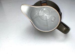 Ideal replacement for missing or damaged, this one’s in excellent condition stands 14 cm high diameters 11 cm,