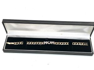 For one’s mother to show your appreciation for her life long dedication, this superb 9ct solid gold hallmarked bracelet with diamonds in the three letters is in wonderful condition having the weight of 8.4 grams, the length being 20 cm, the bracelet comes in the original presentation case, offering free delivery worldwide reference drc5. Tel: we accept online payments for all our items listed: bank transfer cash on collection or if wishing over the phone using your debit or credit cards, also doing layby payments plan, or email giving your address details & contact number and we shall send you your items invoice to make