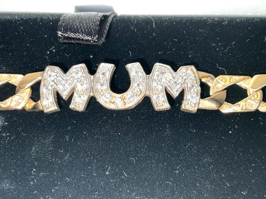 Gold Mum Bracelet With Diamonds.