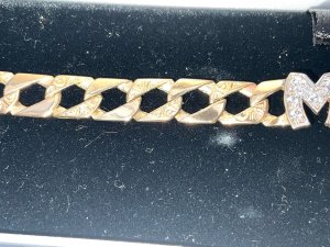 For one’s mother to show your appreciation for her life long dedication, this superb 9ct solid gold hallmarked bracelet with diamonds in the three letters is in wonderful condition having the weight of 8.4 grams, the length being 20 cm, the bracelet comes in the original presentation case, offering free delivery worldwide reference drc5. Tel: we accept online payments for all our items listed: bank transfer cash on collection or if wishing over the phone using your debit or credit cards, also doing layby payments plan, or email giving your address details & contact number and we shall send you your items invoice to make
