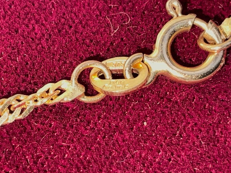 Mum Number One Gold Necklace And Pendant.