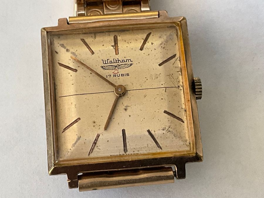 Mans Vintage Waltham Wristwatch