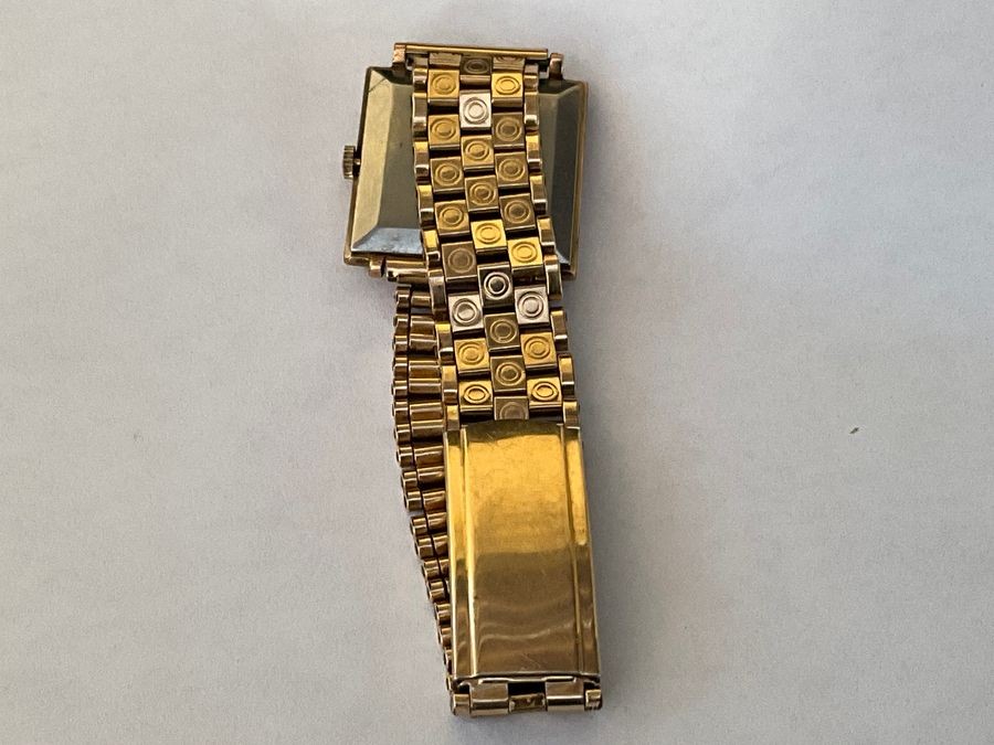 Mans Vintage Waltham Wristwatch