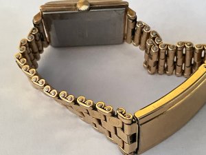 Superb working order condition is good needs dial and glass cleaning, gold plated,