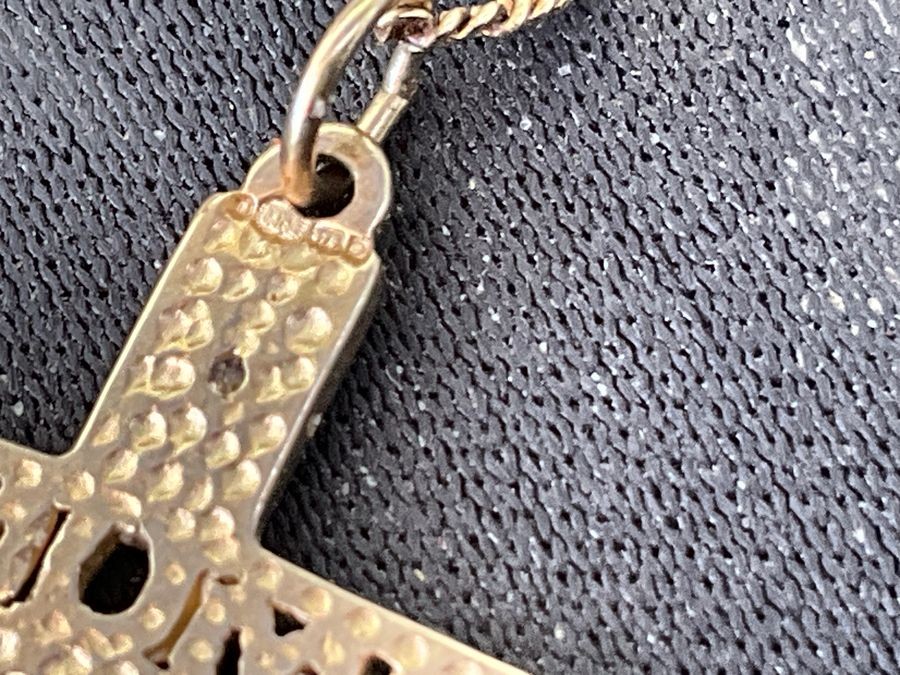 Cross Of Gold With Diamond And Gold Gilt Silver Chain