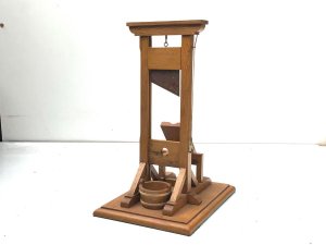 Miniature madame guillotine used primarily for cigars ends cutting, this one dates back late 19th century and the condition is very good though blades a little tarnished from little use, standing 38 cm width of 28 cm depth being 32 cm,