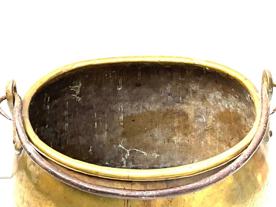 Georgian Heavy And Large Brass Pan For Display
