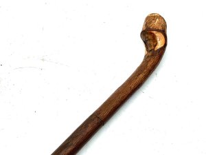 Plain and simple comes this late 19th century country mans type stick, from the ash tree quite strong and sturdy, has wonderful club root grip end, length in total of 95 cm across the grips diameter being 5 cm the sticks diameter from sticks grips 3 cm tapering down to ferule 2 cm from steel tip to top of grips 88 cm, offering free uk delivery reference, kl11. Tel: we accept online payments for all our items listed: bank transfer cash on collection or if wishing over the phone using your debit or credit cards, also doing layby payments plan, or email giving your address details & contact number and we shall send you your items invoice to make