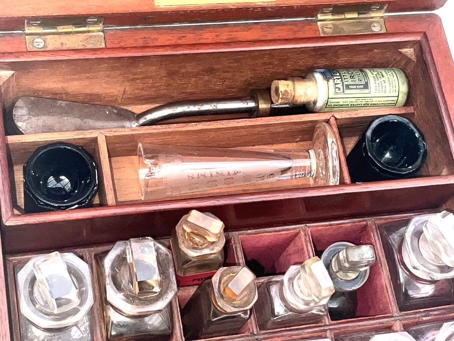George Iii Apothecary Box With  Contents