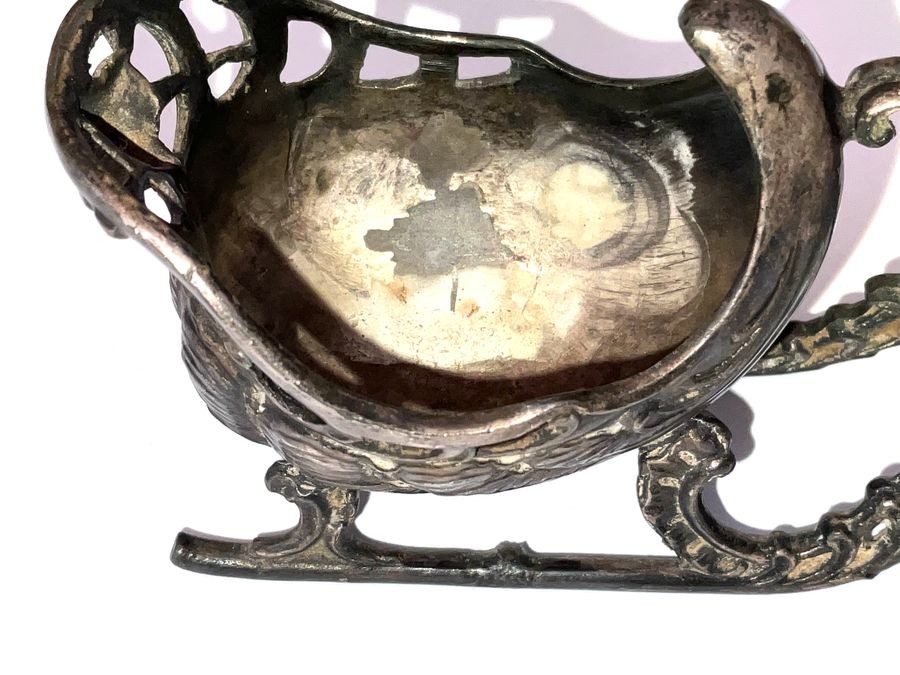 Victorian Salt Cellarette In The Shape Off A Sleigh