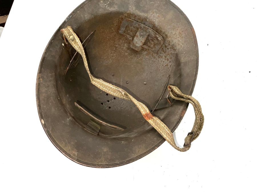 French Soldiers Steel Helmet 1ww