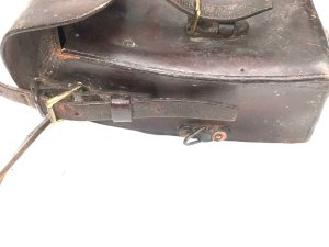 This leather pouch is in very good condition retaining the original shoulder strap too for the machine gun of swedish design but used by the german army in world war one, reference dbss tel: we accept online payments for all our items listed: bank transfer cash on collection or if wishing over the phone using your debit or credit cards, also doing layby payments plan, or email giving your address details & contact number and we shall send you your items invoice to make