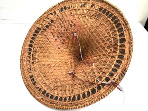 This vintage hat is in excellent condition see photos, 21” diameter, about 9” high tel: we accept online payments for all our items listed: bank transfer cash on collection or if wishing over the phone using your debit or credit cards, also doing layby payments plan, or email giving your address details & contact number and we shall send you your items invoice to make