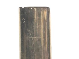 Huge shell case from 1ww converted into stick stand has phosphorous bronze base fitted on shells base states made 1918 fits number 5 heavy gun, shells heights 73 cm high diameter of shell at mouth is 125 mm at base 24 cm. Reference dgs tel: we accept online payments for all our items listed: bank transfer cash on collection or if wishing over the phone using your debit or credit cards, also doing layby payments plan, or email giving your address details & contact number and we shall send you your items invoice to make