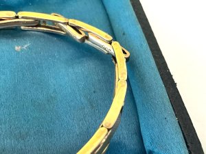 Lovely quality swiss made watch with solid gold case and expandable bracelet all in excellent condition and watch in excellent working order, reference drc2 tel: we accept online payments for all our items listed: bank transfer cash on collection or if wishing over the phone using your debit or credit cards, also doing layby payments plan, or email giving your address details & contact number and we shall send you your items invoice to make