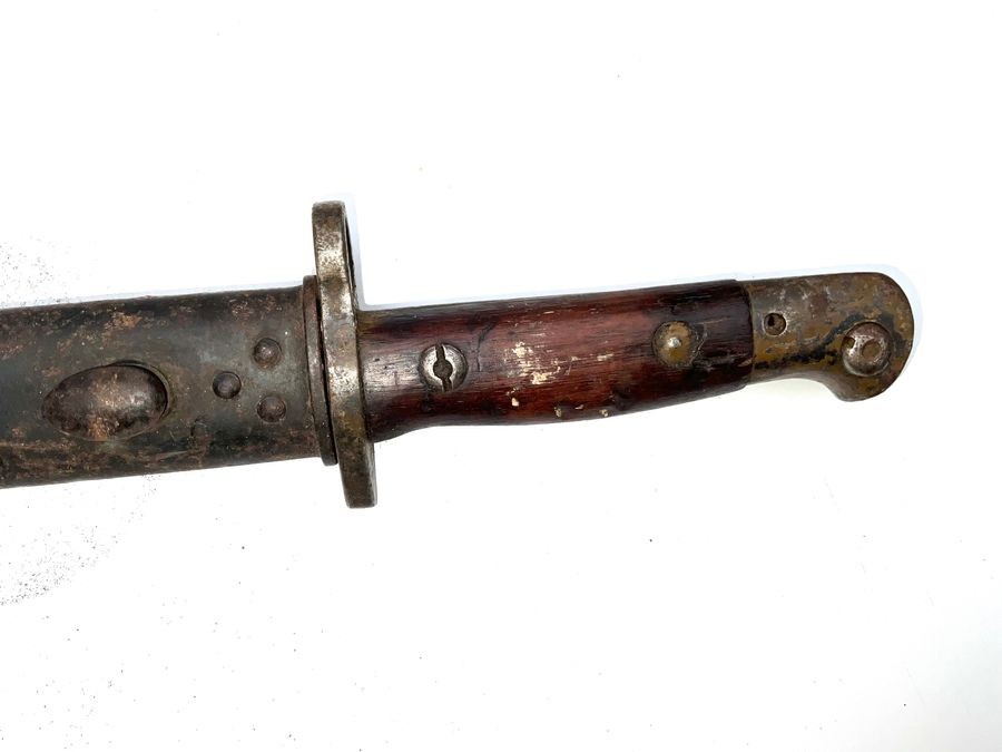 British 1ww Soldiers Bayonet & Scabbard