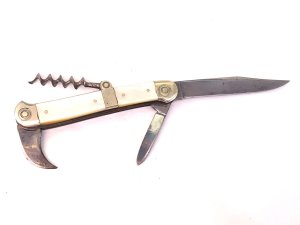 Stunning quality, maker gerb holler mother of pearl grips all knifes accessories are in excellent condition and working as they should length fully open 17 cm closed10 cm, a very rare collector knife, length closed 68 mm comes with knifes original protective case, offering free delivery worldwide reference drc3 tel: international tel: we accept online payments for all our items listed: bank transfer cash on collection personal cheques or if wishing over the phone using your debit or credit cards, also doing layby payments plan, or email giving your address details & contact number and we shall send you your items invoice to make