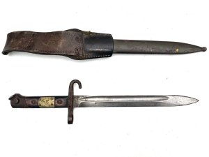 Has an italian badge on handle dated 1915 scabbard good as is the frog quite a rare bayonet a must for the collection, reference dbsd3 tel: we accept online payments for all our items listed: bank transfer cash on collection or if wishing over the phone using your debit or credit cards, also doing layby payments plan, or email giving your address details & contact number and we shall send you your items invoice to make