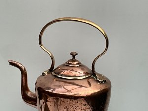Gr111 2 gallon kettle holds water still has old repair see pictures comes with its original trivet make anyone's inglenook fire place stand out, reference dbgs tel: we accept online payments for all our items listed: bank transfer cash on collection or if wishing over the phone using your debit or credit cards, also doing layby payments plan, or email giving your address details & contact number and we shall send you your items invoice to make
