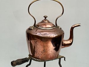 Gr111 2 gallon kettle holds water still has old repair see pictures comes with its original trivet make anyone's inglenook fire place stand out, reference dbgs tel: we accept online payments for all our items listed: bank transfer cash on collection or if wishing over the phone using your debit or credit cards, also doing layby payments plan, or email giving your address details & contact number and we shall send you your items invoice to make