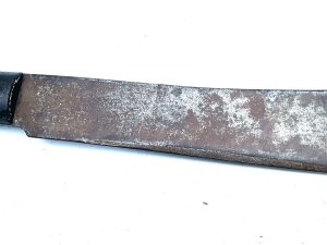 A genuine world war 2 u.s. Legitimus collins & co 1250 machete. Collins & co was awarded various allied contracts throughout world war 2. This particular machete was typically issued to be carried on tanks and vehicles in europe, and was used by the u.s., british & canadians during ww2. The machete is in good original condition with some surface tarnishing that could be cleaned up if so desired, no damage to handle, blade good, original markers marks are visible length 51 cm width at widest 8 cm depth 2 cm. Reference dbsd3 l tel: we accept online payments for all our items listed: bank transfer cash on collection or if wishing over the phone using your debit or credit cards, also doing layby payments plan, or email giving your address details & contact number and we shall send you your items invoice to make
