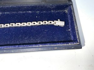 Superb lady’s jewelled bracelet of quality, beautiful rubies and brilliant diamonds set in this wonderful 14 carat white gold bracelet length 19 cm,