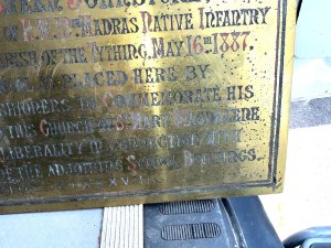 Dedicated to a victorian soldier who served in india in victorian times, quite large and heavy sizes being 61 cm long 40 cm high, reference dbg