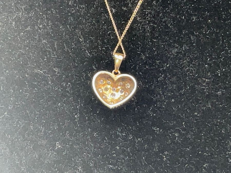 Cluster Of Diamonds Pendant & Gold Necklace