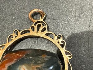 Large and heavy beautiful stone pendant, all in excellent condition length being 33 mm heights 40 mm depths 22 mm, reference drc3 tel: we accept online payments for all our items listed: bank transfer cash on collection or if wishing over the phone using your debit or credit cards, also doing layby payments plan, or email giving your address details & contact number and we shall send you your items invoice to make
