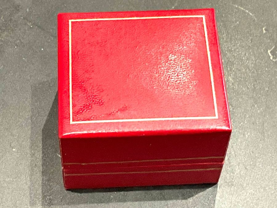Ladies 925 Silver Ring