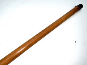 Hallmarked for 1919 birmingham, the sticks in superb condition as is the double edged blade, superbly engraved knights templars blade by toy kenning & spencer. The woods malacca the silver tops in good condition and nicely engraved pattern, total length being 95 cm silver tops diameters 4 cm. Sticks diameter from tops 3 cm tapering down to bottoms 2 cm, from steels tip to top of handles lc20 tel: we accept online payments for all our items listed: bank transfer cash on collection or if wishing over the phone using your debit or credit cards, also doing layby payments plan, or email giving your address details & contact number and we shall send you your items invoice to make