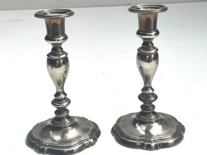 Silver plated maker ianthe of sheffield standing 17.5 cm diameter of base being 10 cm condition is superb, quality outstanding heavy in construction lasted these last hundred years will shortly last the next if well cared for, reference lp1
