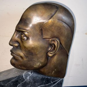 Bronze silhouette of this mid 20th century italian dictator sitting on a art deco styled marble base condition of all is very good sizes being- height 29 cm length 20 cm depth being 7 cm weighing approximately 10 lbs, offering free shipping worldwide reference dbss tel: we accept online payments for all our items listed: bank transfer cash on collection personal cheques or if wishing over the phone using your debit or credit cards, also doing layby payments plan, or email giving your address details & contact number and we shall send you your items invoice to make