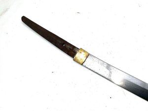 Saya showing loss of leather sheaf in lower section, blades in reasonable good polish, tangs signed handles in good shape and condition, length in total 102cm across the guard is 8cm de-th being 6cm, reference dbss tel: we accept online payments for all our items listed: bank transfer cash on collection or if wishing over the phone using your debit or credit cards, also doing layby payments plan, or email giving your address details & contact number and we shall send you your items invoice to make